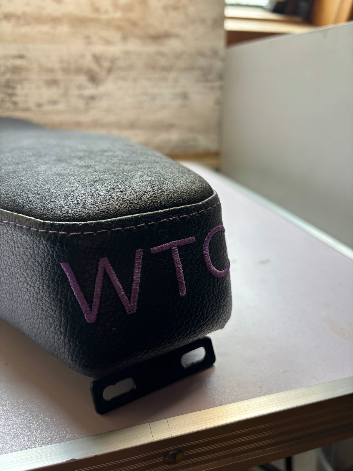 Ostblech-Polster Custom Sitzbank